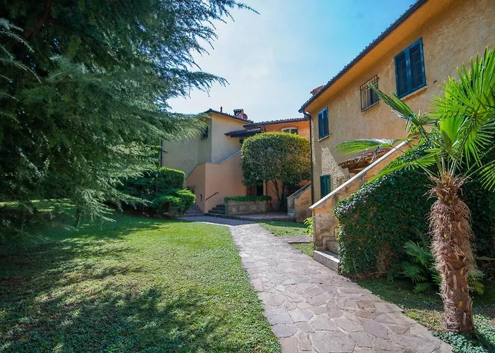 Sara E Melissa House *