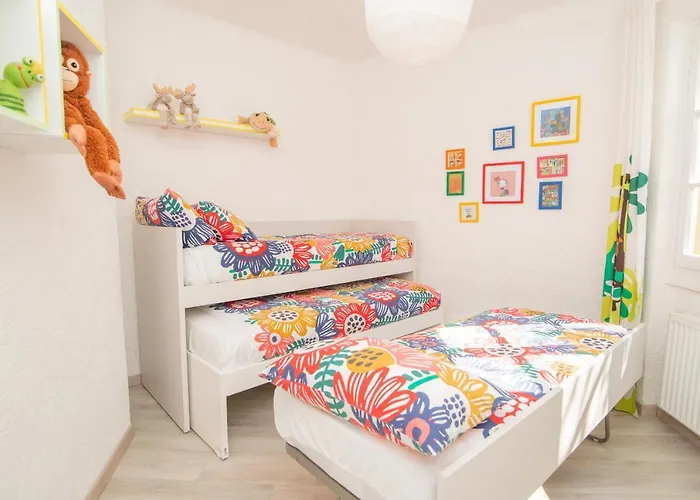 Sara E Melissa House *