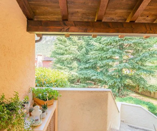 Sara E Melissa House Apartman Lierna